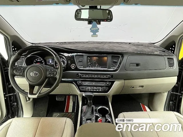 Kia The New Carnival id 2855115 из Кореи 17