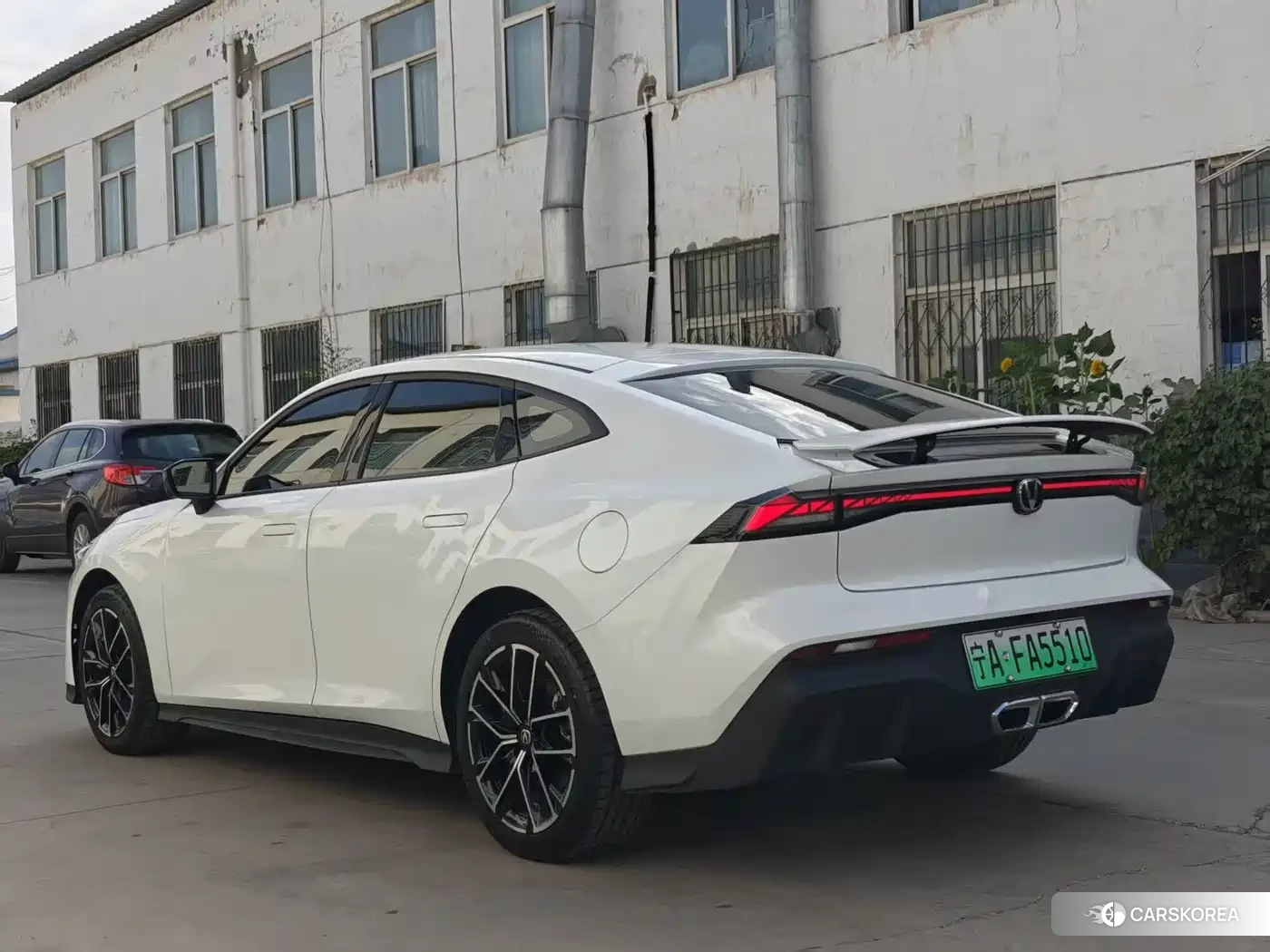 Chang'an UNI-V Smart iDD id 4622531 из Китая 7