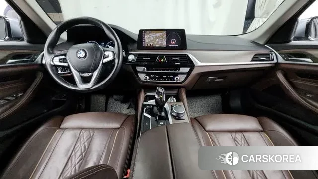 BMW 5 Series (G30) id 2995246 из Кореи 17