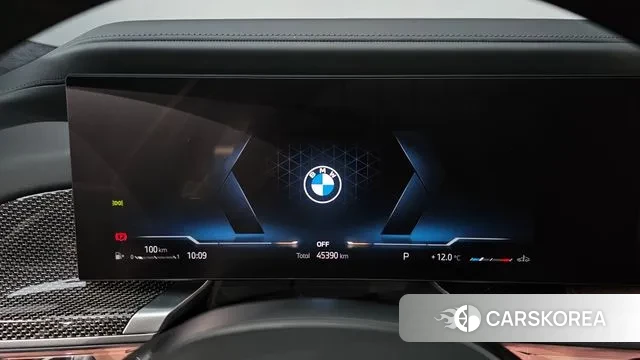 BMW 7 Series (G70) id 3394539 из Кореи 17