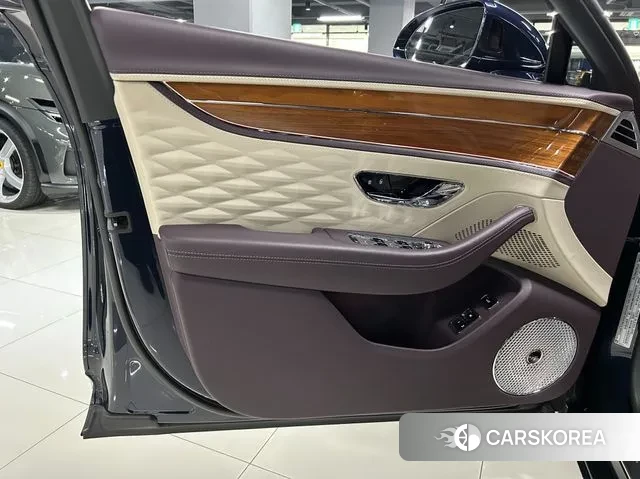 Bentley Flying Spur 3rd Generation id 3017233 из Кореи 17