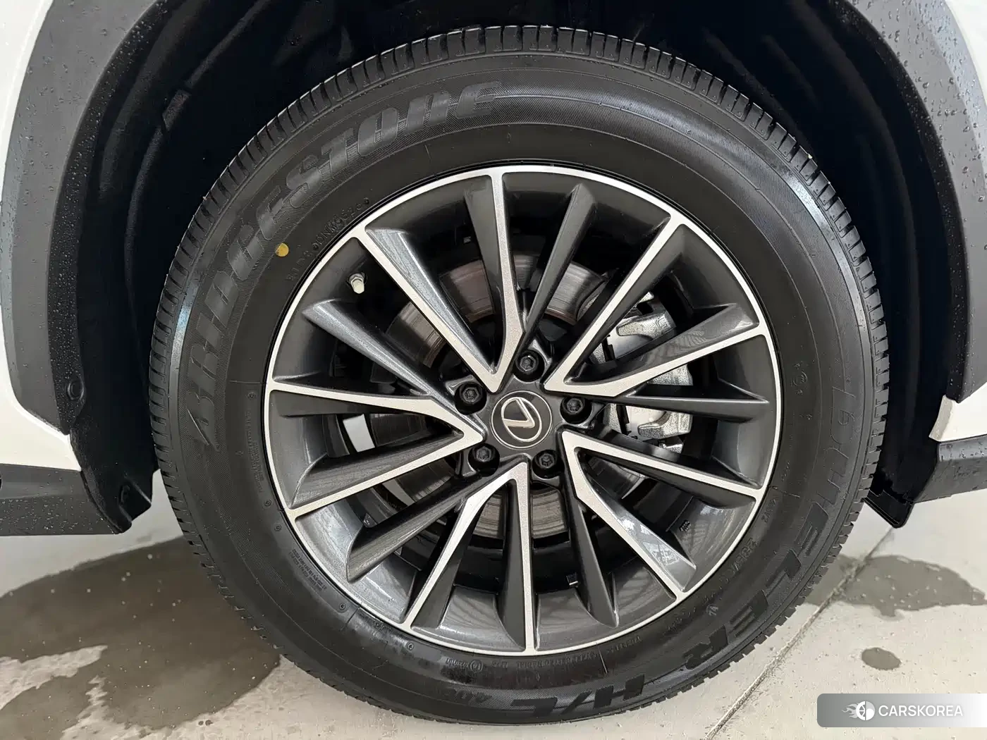 Lexus NX id 4622541 из Китая 11