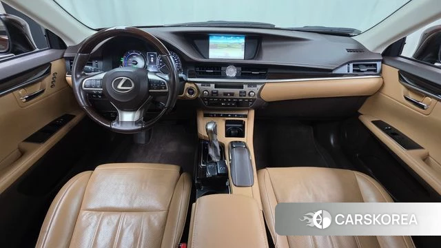 Lexus New ES300h id 4251292 из Кореи 27