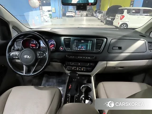 Kia The New Carnival id 3557647 из Кореи 17