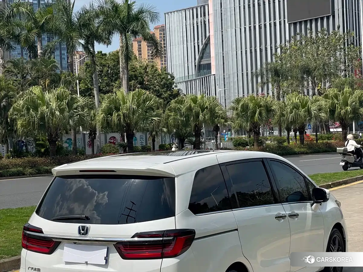 Honda Odyssey id 4546456 из Китая 19