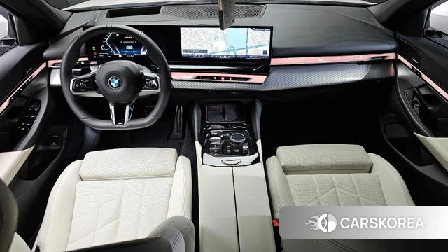 BMW 5 Series (G60) id 4177420 из Кореи 17