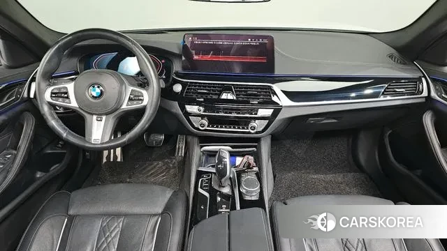 BMW 5 Series (G30) id 3722596 из Кореи 17