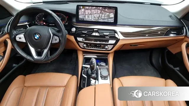 BMW 5 Series (G30) id 3312533 из Кореи 17