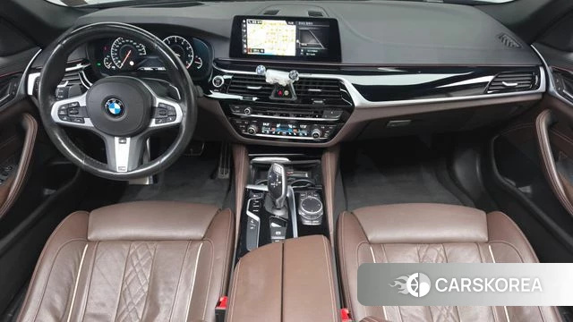 BMW 5 Series (G30) id 4520352 из Кореи 30