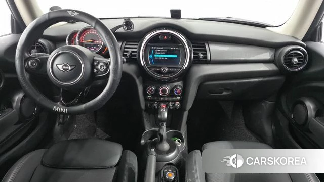 Mini Cooper id 3911912 из Кореи 17