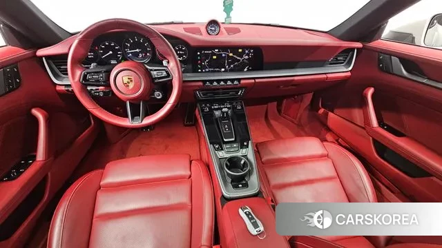 Porsche 911(992) id 3488342 из Кореи 17