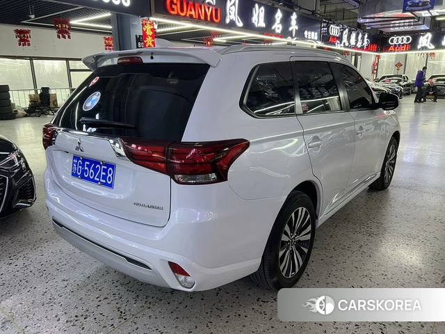 Mitsubishi  Outlander id 4207898 из Китая 19