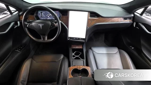 Tesla Model S id 3324972 из Кореи 17