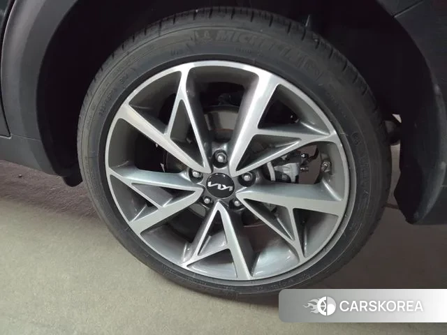 Kia The New Niro id 3323395 из Кореи 17