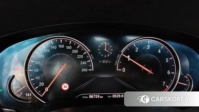 BMW 5 Series (G30) id 4689368 из Кореи 32