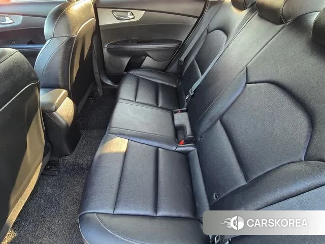 Kia Come New K3 id 3644123 из Кореи 17