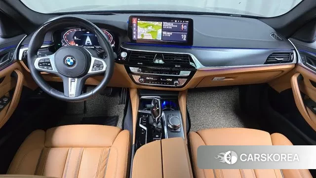 BMW 5 Series (G30) id 3497337 из Кореи 17