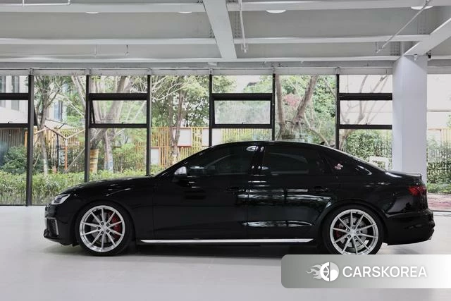 Audi S4 id 4266035 из Китая 8