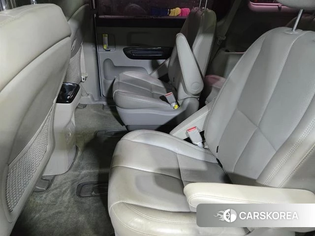 Kia The New Carnival id 4672775 из Кореи 17