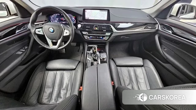 BMW 5 Series (G30) id 3024132 из Кореи 17