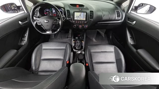 Kia The New K3 id 3558084 из Кореи 17