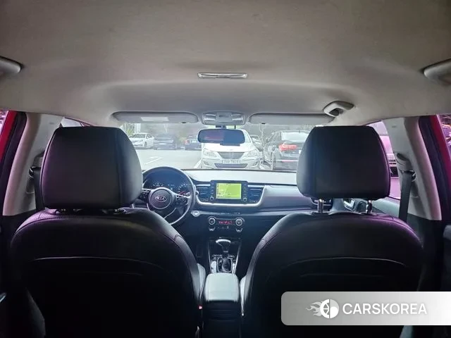 Kia Stonic id 3259612 из Кореи 17