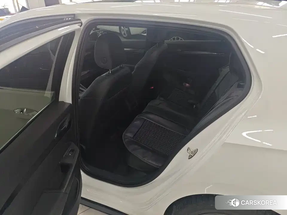 Volkswagen Golf id 4547536 из Китая 11