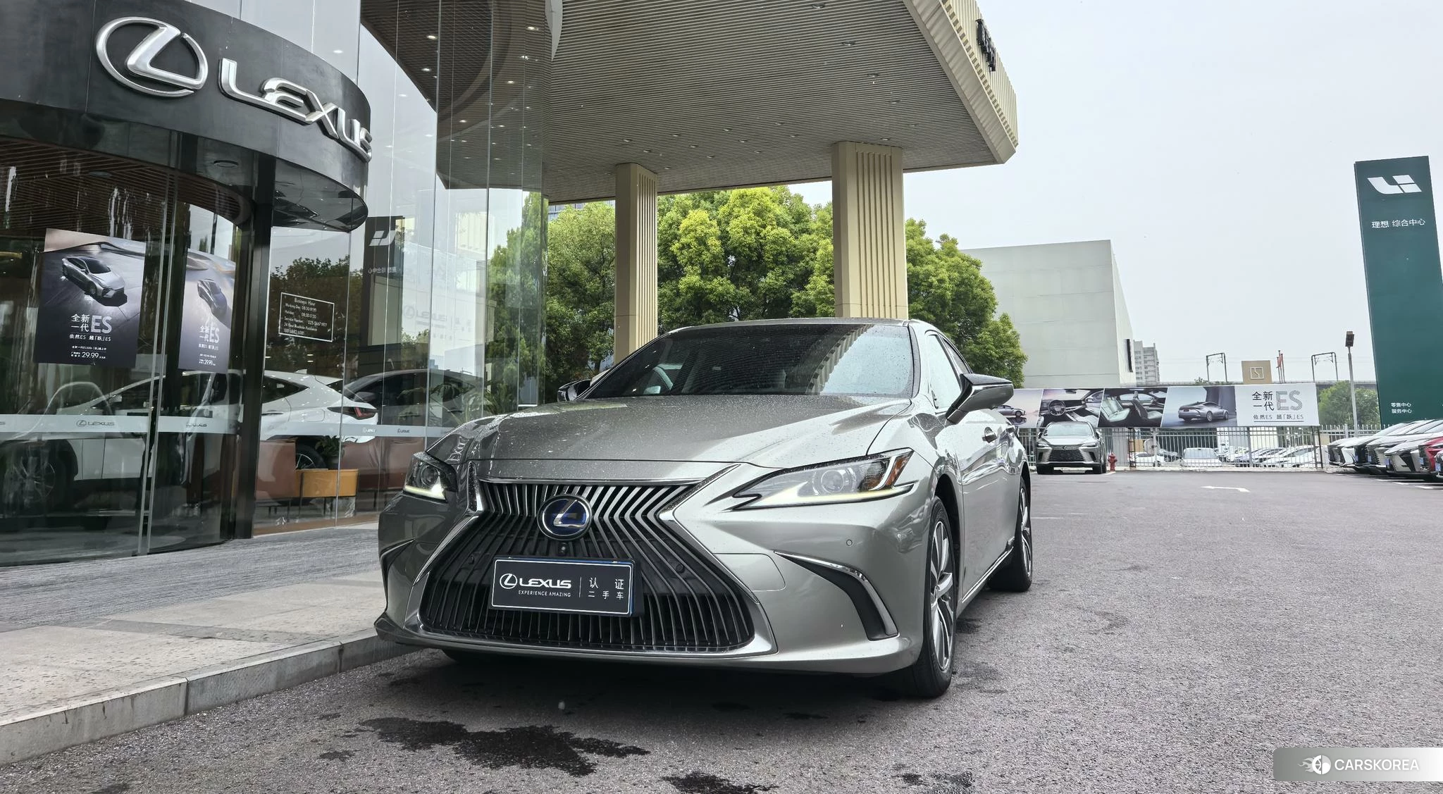 Lexus ES id 4487403 из Китая 14
