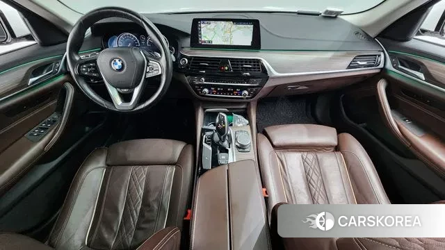 BMW 5 Series (G30) id 3737201 из Кореи 17