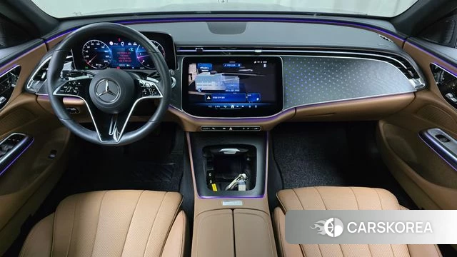 Mercedes-Benz E-Class W214 id 3876724 из Кореи 17