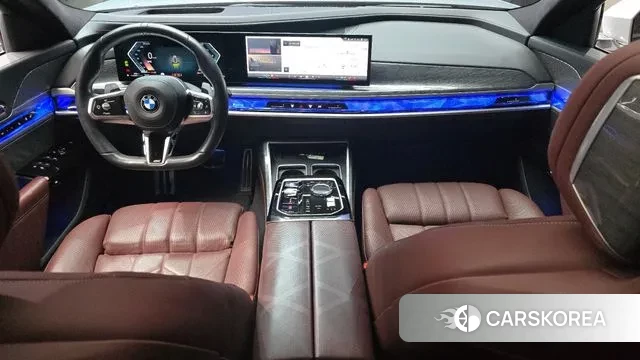 BMW 7 Series (G70) id 3726170 из Кореи 17