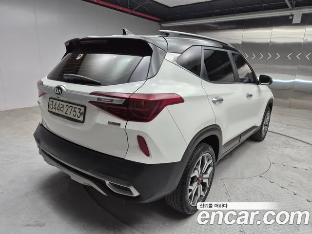 Kia Seltos id 2691514 из Кореи 17