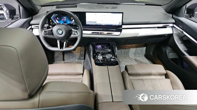 BMW 5 Series (G60) id 4248356 из Кореи 29