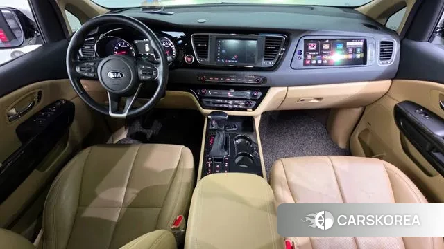 Kia The New Carnival id 3480123 из Кореи 17