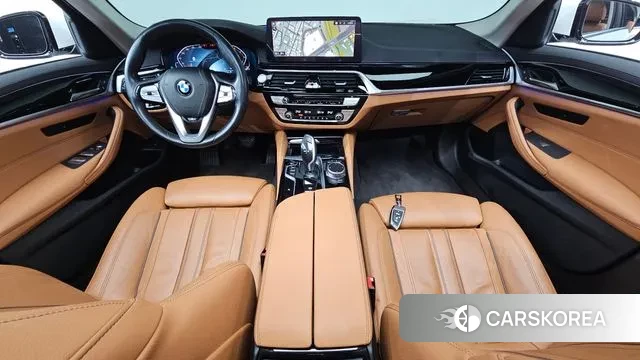 BMW 5 Series (G30) id 3702268 из Кореи 17