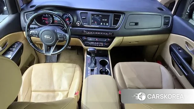 Kia The New Carnival id 3608338 из Кореи 17