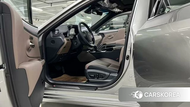 Lexus ES id 4301643 из Китая 13