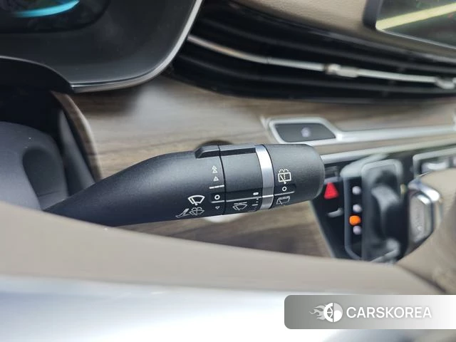 Roewe iMAX8 EV id 4206985 из Китая 21