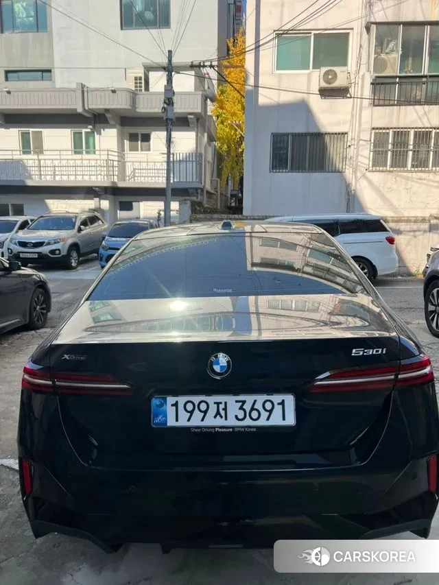 BMW 5 Series (G60) id 3398931 из Кореи 7