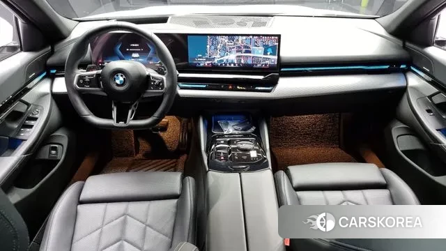 BMW 5 Series (G60) id 3353901 из Кореи 17