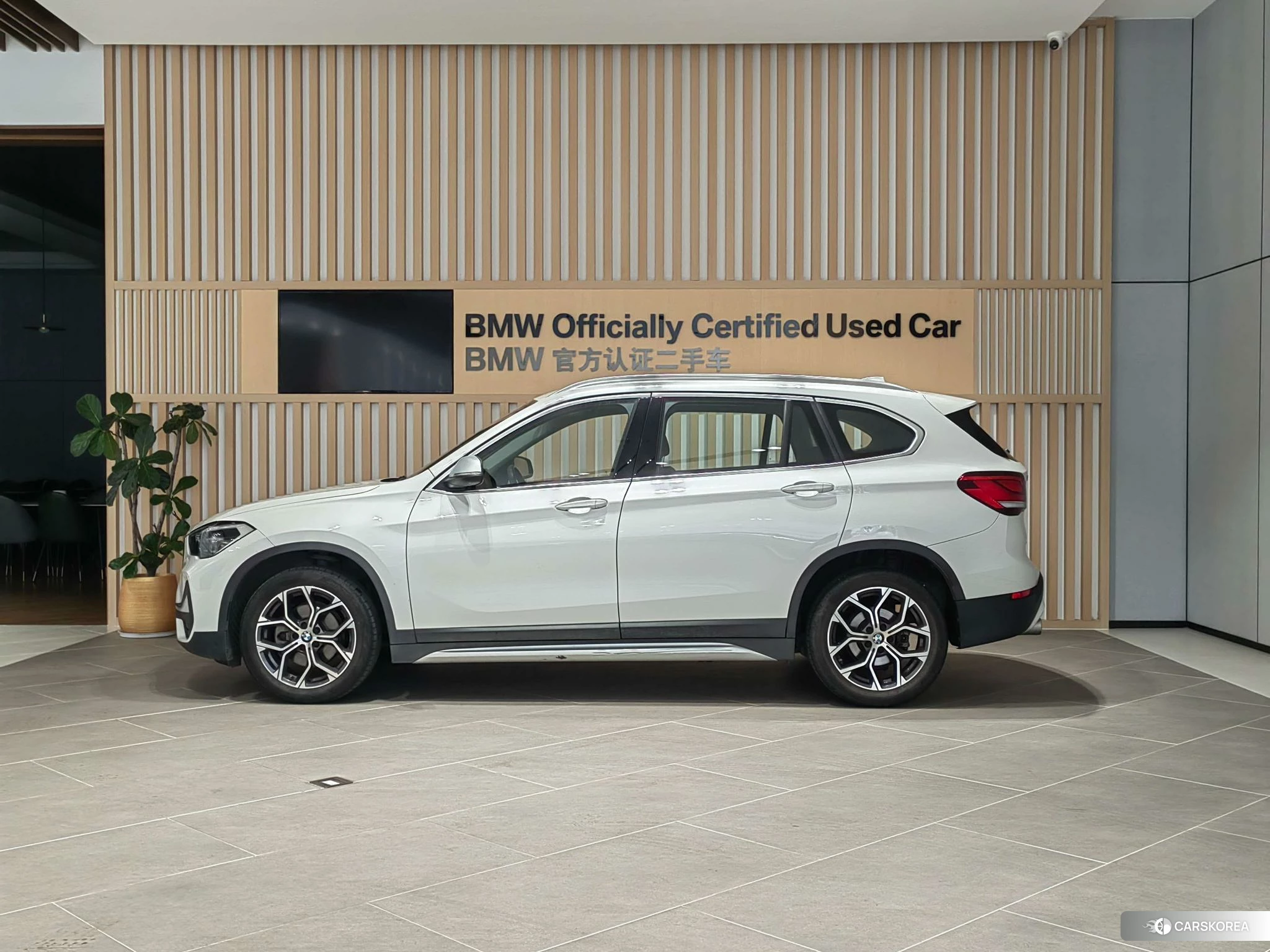 BMW X1 id 4440928 из Китая 10
