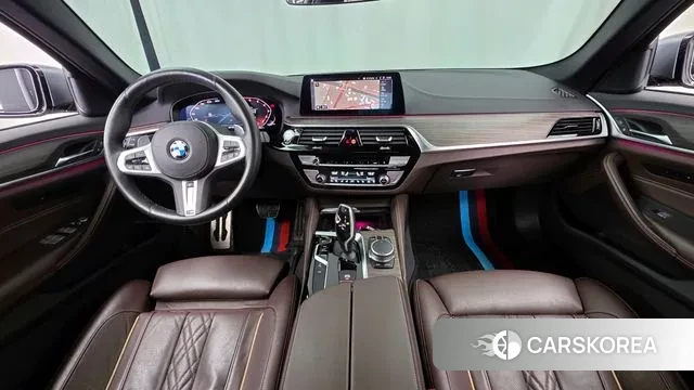 BMW 5 Series (G30) id 3747865 из Кореи 17