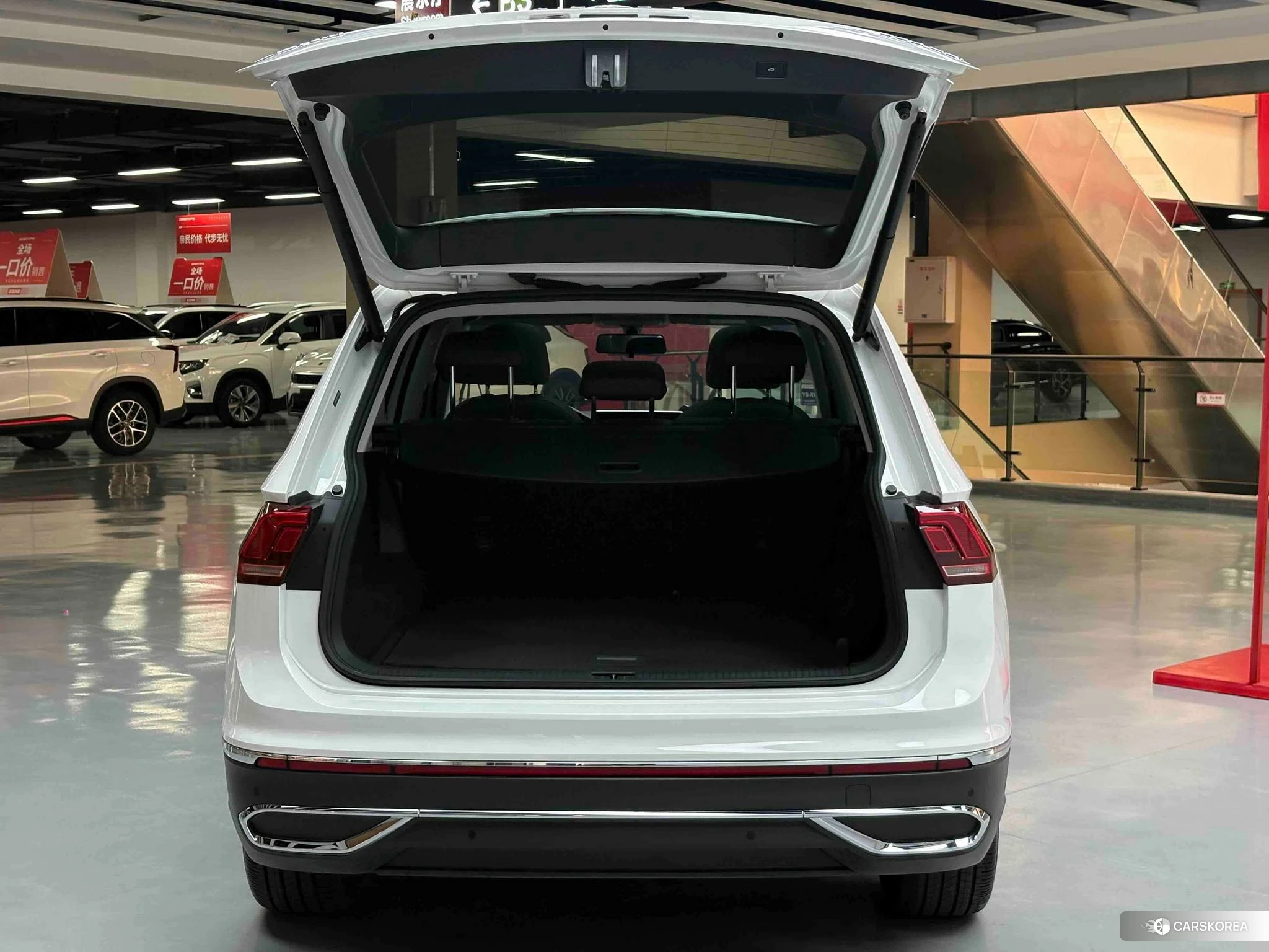 Volkswagen Tiguan L id 4441112 из Китая 40