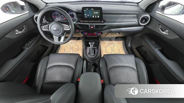 Kia Come New K3 id 4196624 из Кореи 17