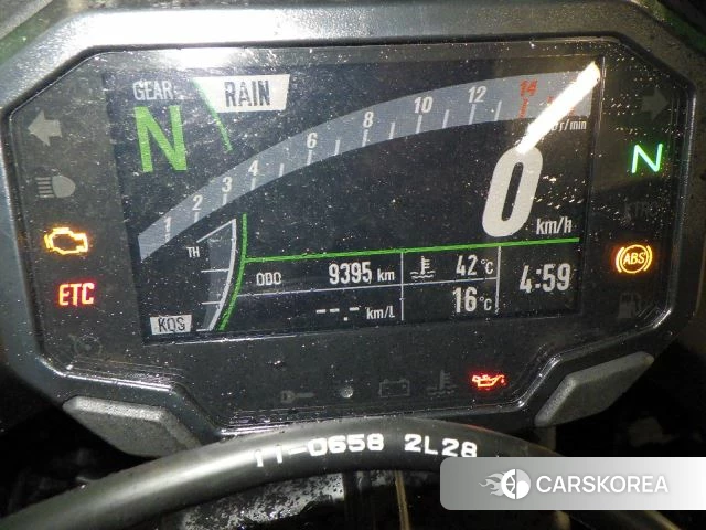 Kawasaki ZX-10R NINJA ABS id 3947358 из Японии 33