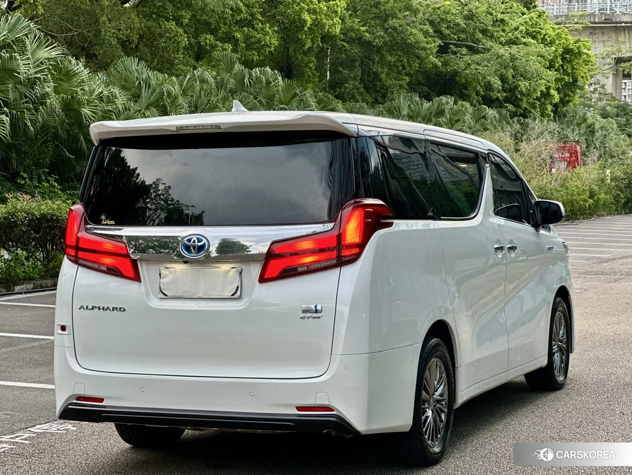 Toyota Elfa id 4455850 из Китая 9