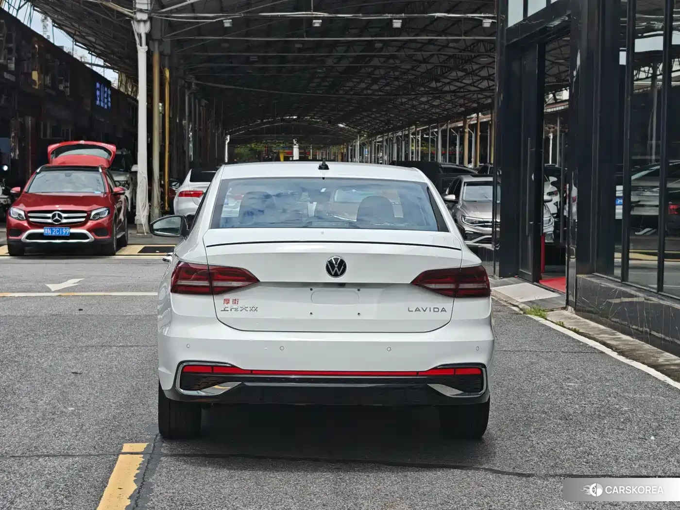Volkswagen Lavida id 4553662 из Китая 10