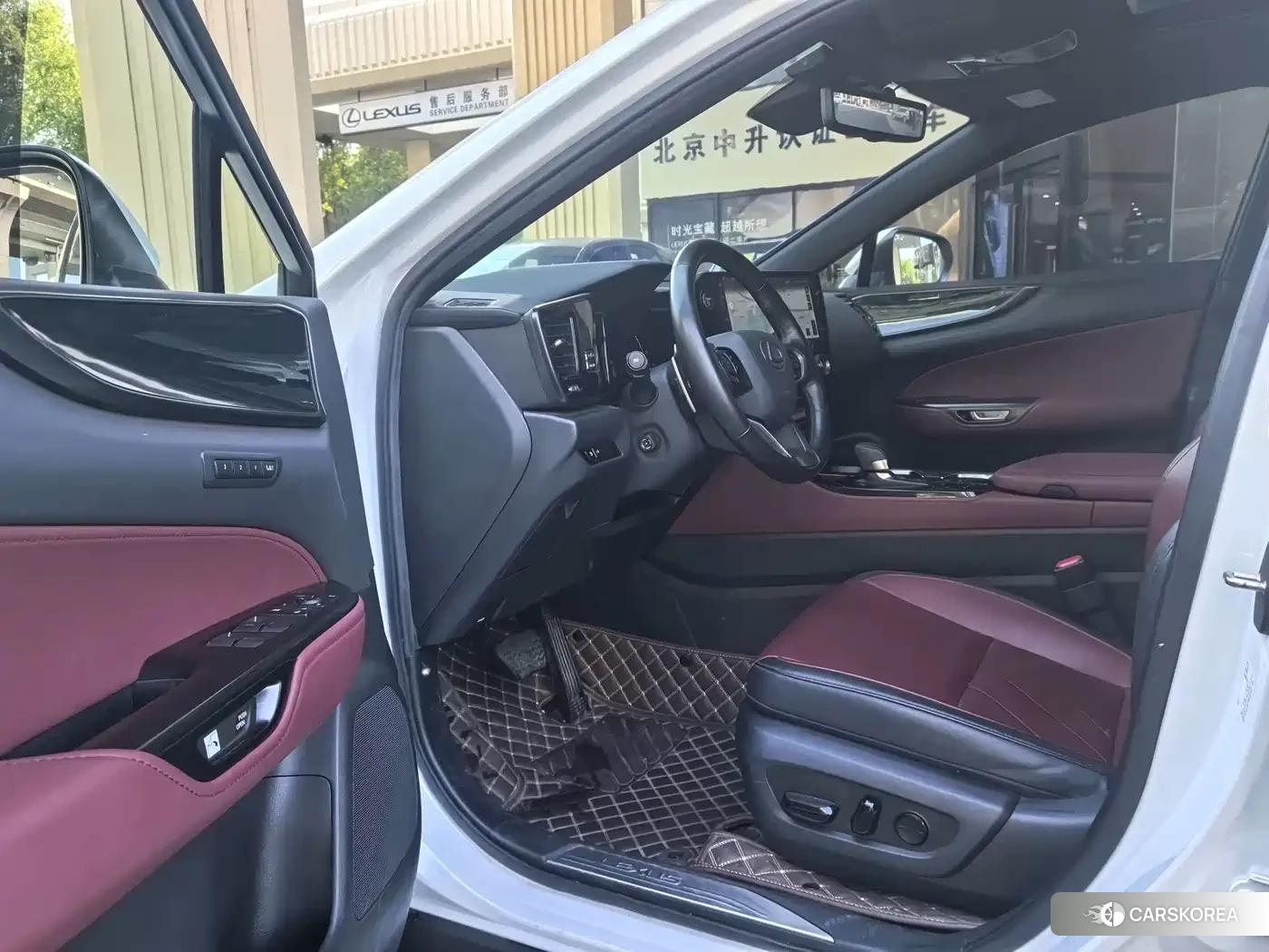 Lexus NX New Energy id 4511029 из Китая 7