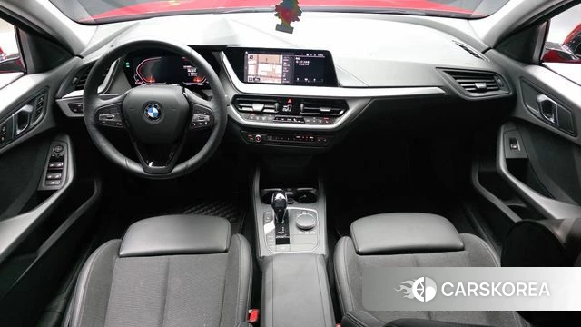 BMW 1 Series (F40) id 4196316 из Кореи 27