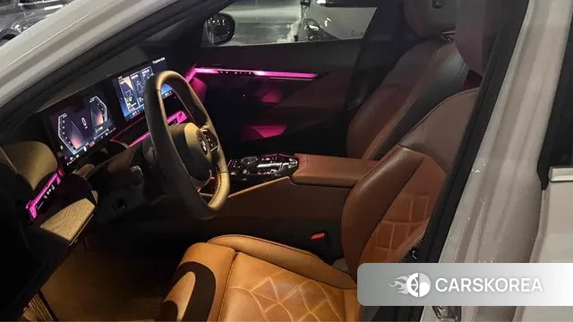 BMW 5 Series (G60) id 3576242 из Кореи 11